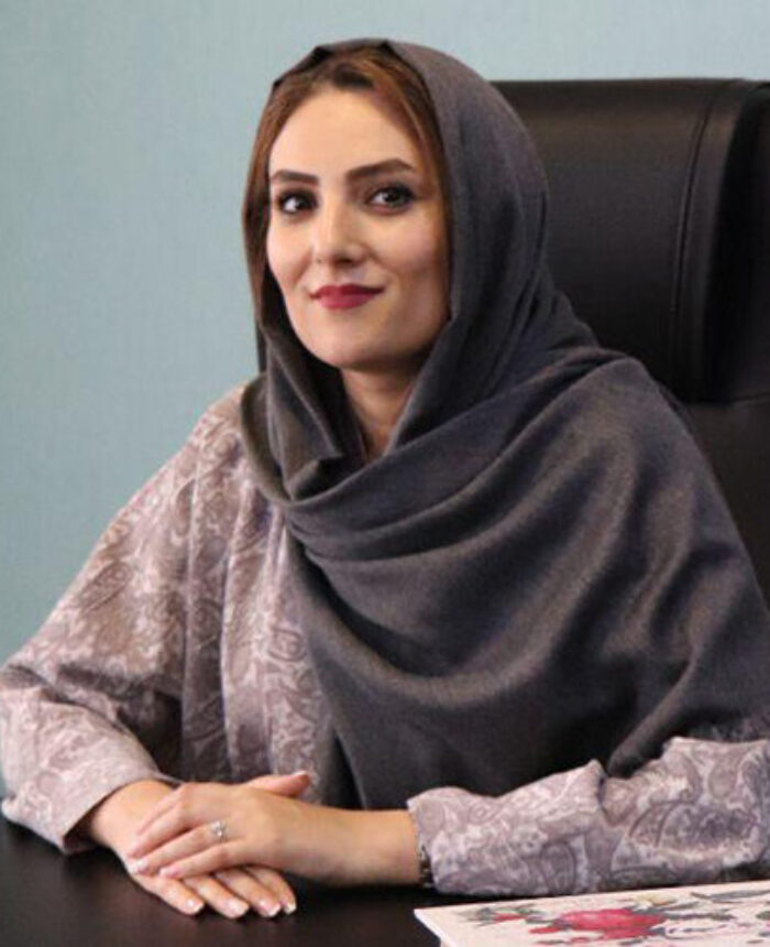 آمنه قطبی کلینیک صلح درون